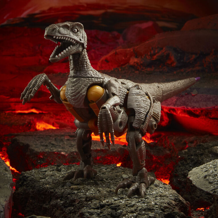 Transformers Generations War for Cybertron: Kingdom Voyager WFC-K18 Dinobot