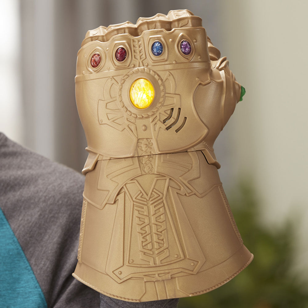 Toys r us 2025 infinity gauntlet
