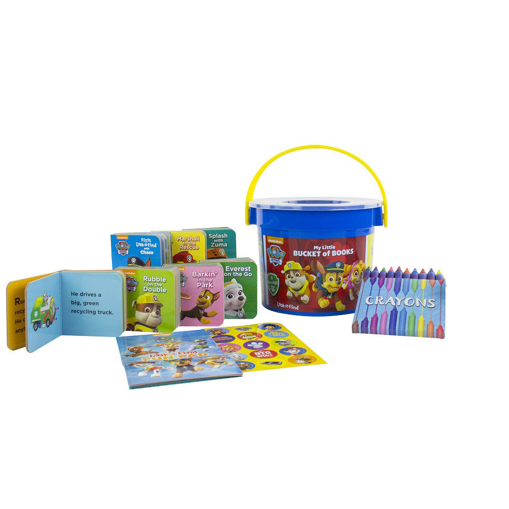 Disney Baby - Baby's First Look and Find - 8-Books in a Bucket and Baby Rattle