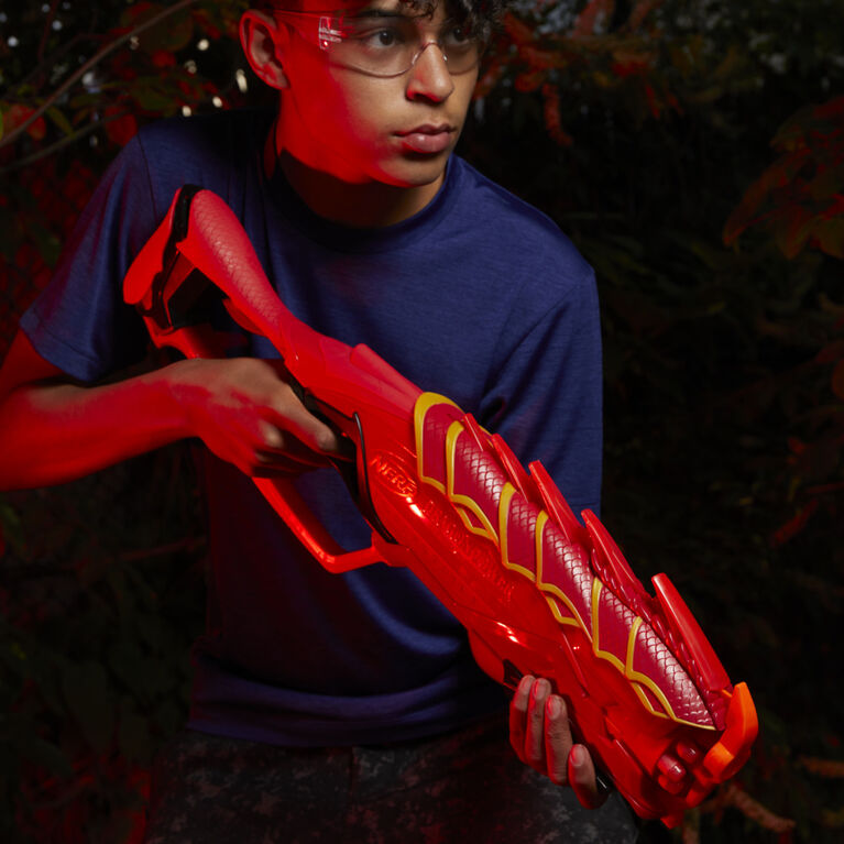 Nerf DragonPower Emberstrike Blaster, Inspired by Dungeons & Dragons - R Exclusive