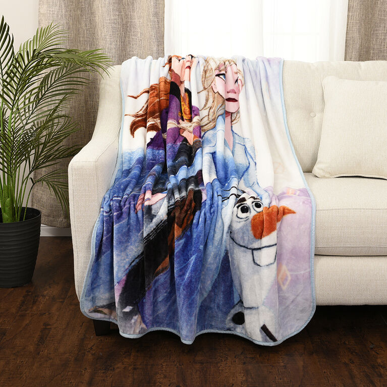 Disney Frozen Kids Fleece Throw Blanket (50x60")