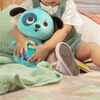 Chien en peluche musical, Twinkle Tummies, Chien en peluche lumineux, B. toys