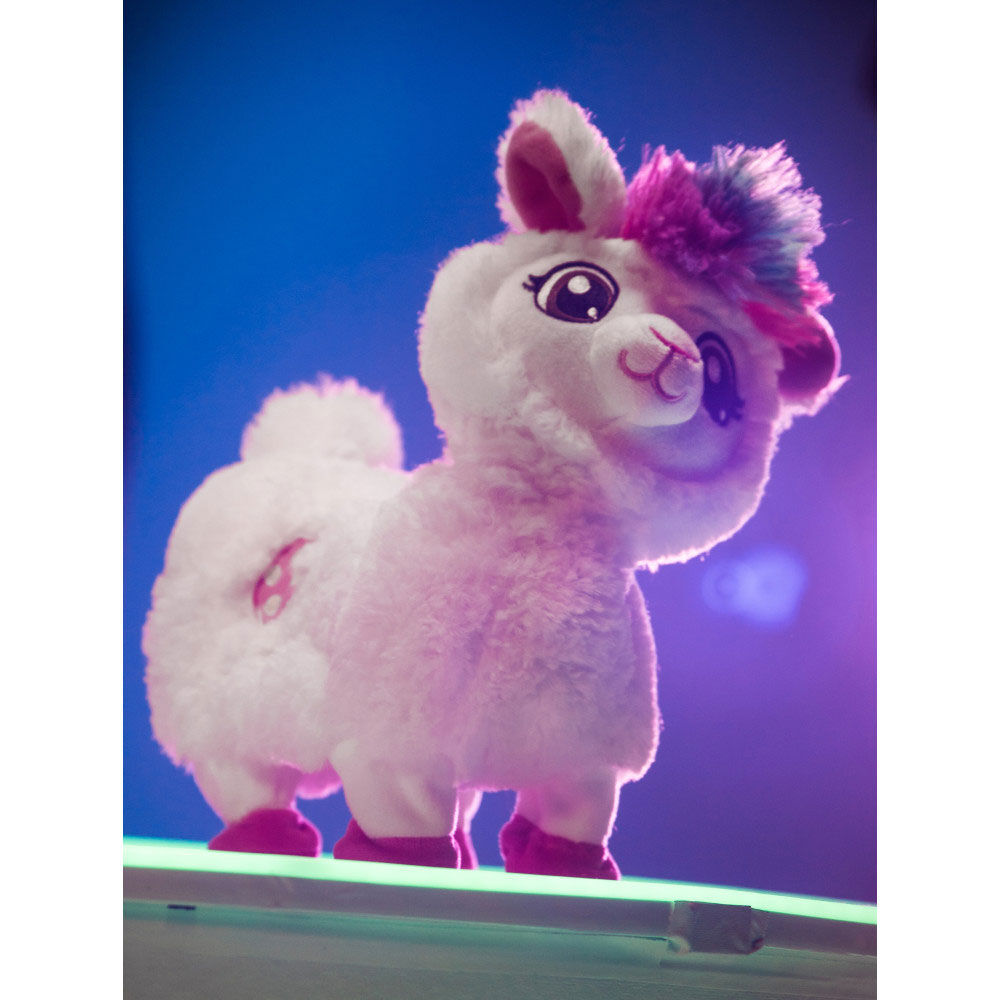Pets alive hot sale twerking llama