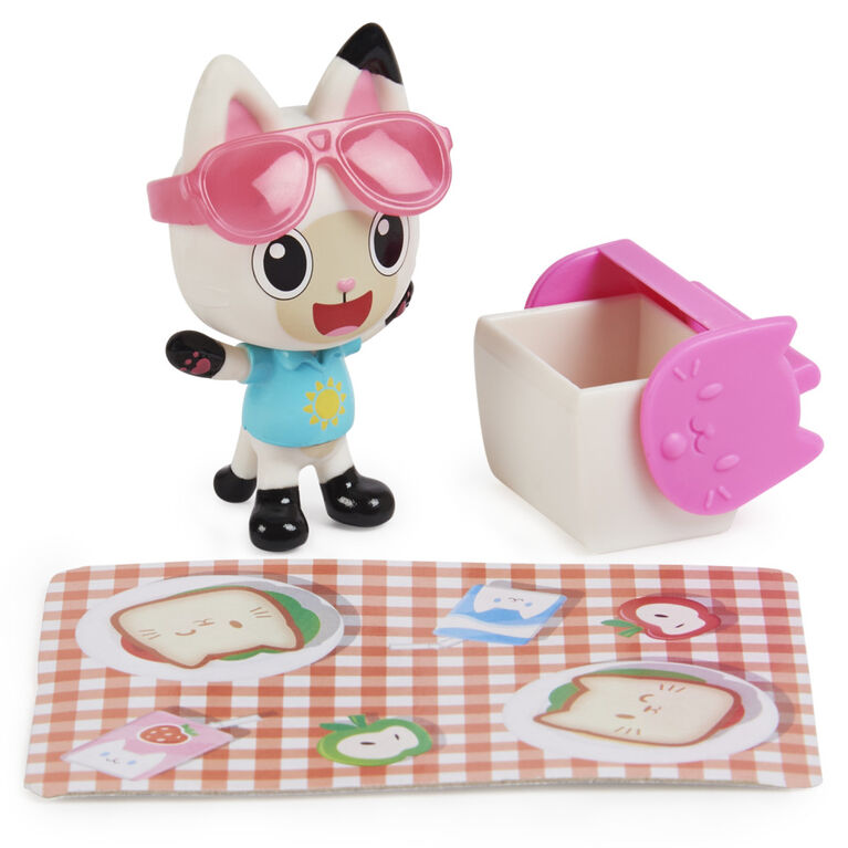 Gabby's Dollhouse, Carlita Toy Car with Pandy Paws Collectible Figure and 2 Accessories