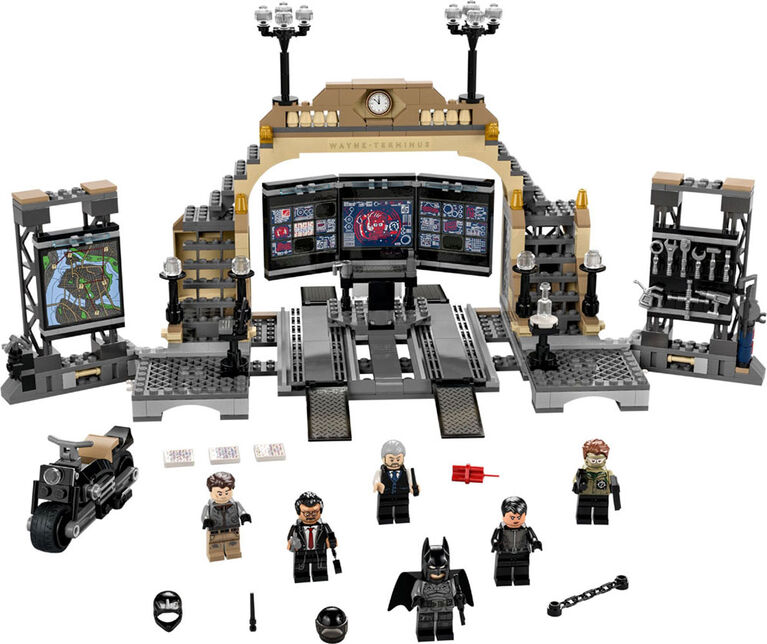 LEGO DC Batman Batcave: The Riddler Face-off 76183 Building Kit (581 Pieces)