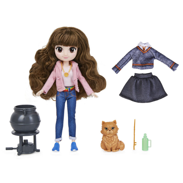 Wizarding World, Coffret cadeau poupée Brilliant Hermione Granger de 20,3 cm avec 5 accessoires et 2 tenues