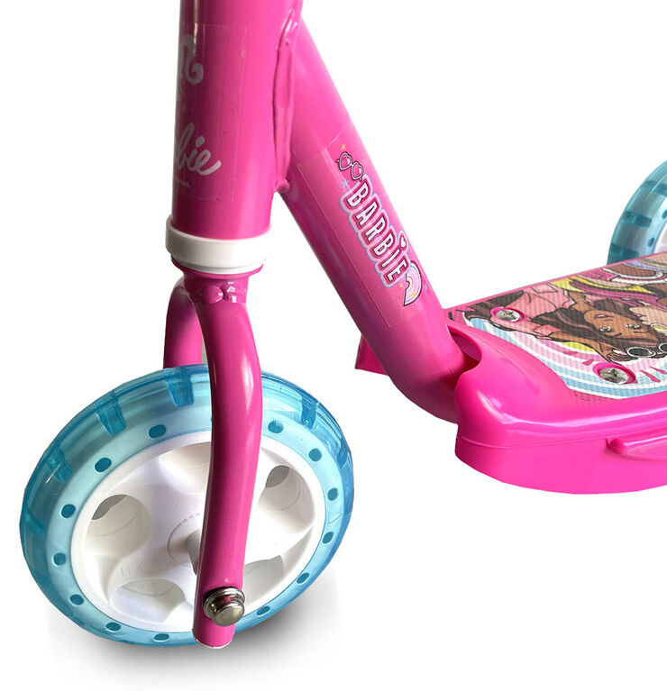 Trottinette à 3 roues Barbie - Notre exclusivité