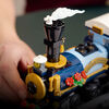 LEGO Icons Le Train Express Festif, Ensemble de Construction, Id&eacute;e-Cadeau Amusante pour No&euml;l 10361