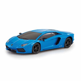 Voiture téléguidée Xceler8 Lamborghini Aventador Coupé à l'échelle 1:24 - Notre exclusivité