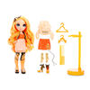 Rainbow High Poppy Rowan : poupée-mannequin orange avec 2 tenues