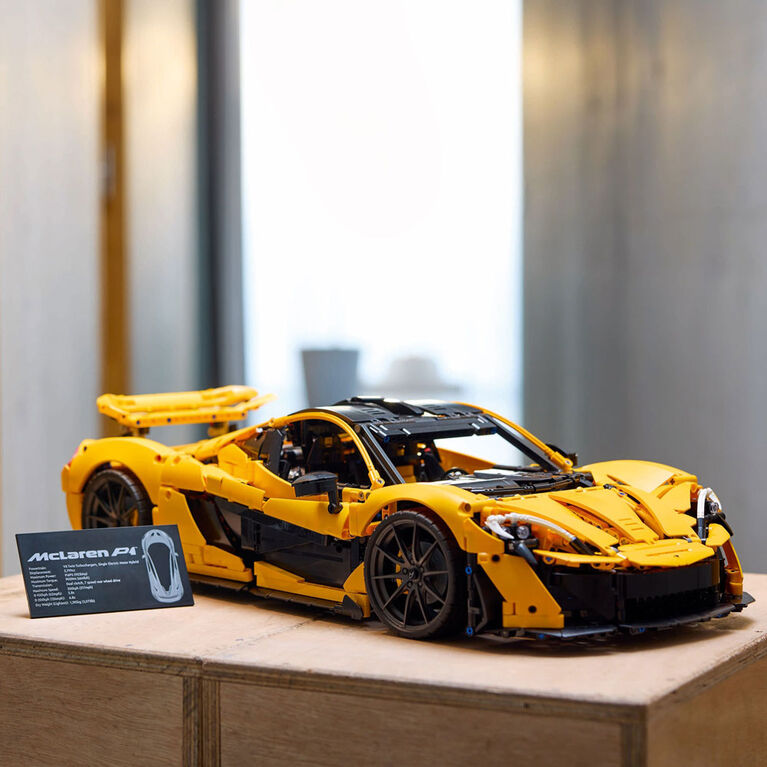 LEGO Technic McLaren P1 Hypercar, F1 Gift for Adults, Formula 1 Race Car Model for Racing Fans, 42172