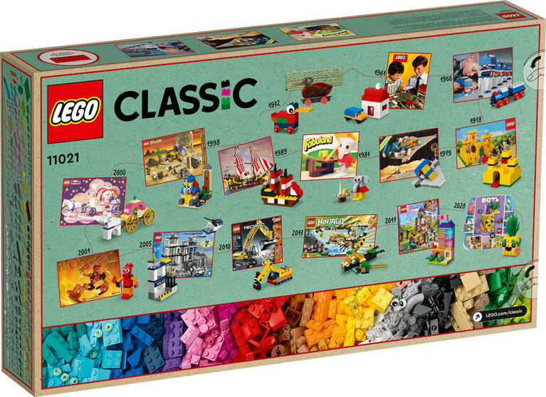 LEGO Classic 90 ans de jeu 11021 - Ensemble de construction avec 15 jouets pour enfants (1 100 pièces)