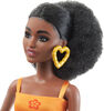 Barbie- Fashionistas- Poupée, cheveux noirs bouclés, Petite
