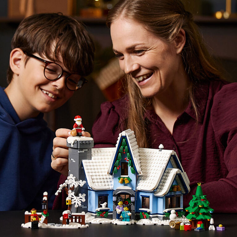 LEGO La visite du père Noël 10293 Ensemble de construction (1 445 pièces)