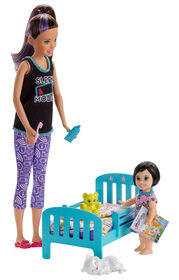 Coffret de jeu Heure du coucher Skipper Babysitters Inc. Barbie avec poupée Skipper, poupée Tout-petit et plus encore
