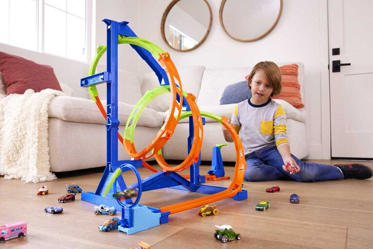 Hot Wheels Corkscrew Twist Kit