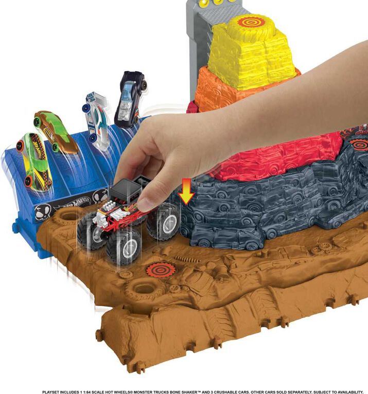 Hot Wheels Monster Trucks Arena Smashers Bone Shaker Ultimate Crush Yard Playset
