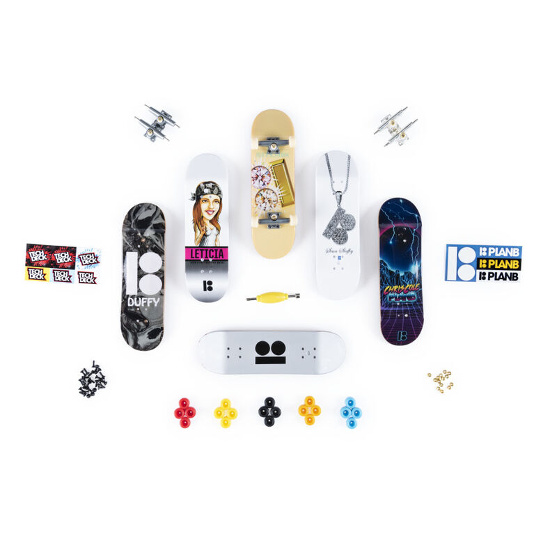 Tech Deck, Sk8shop Fingerboard Bonus Pack, Collectible and Customizable  Mini Skateboards (Styles May Vary) 