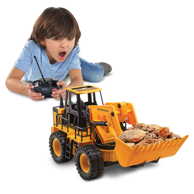 Camion chargeur frontal avec télécommande