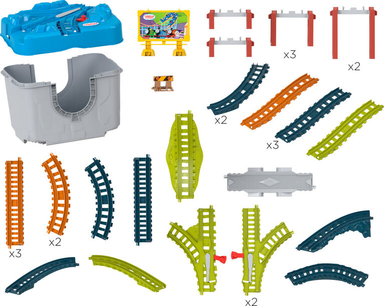 Thomas & Friends Train Tracks Set, Connect & Build Track Bucket, 34-Piece Preschool Toy