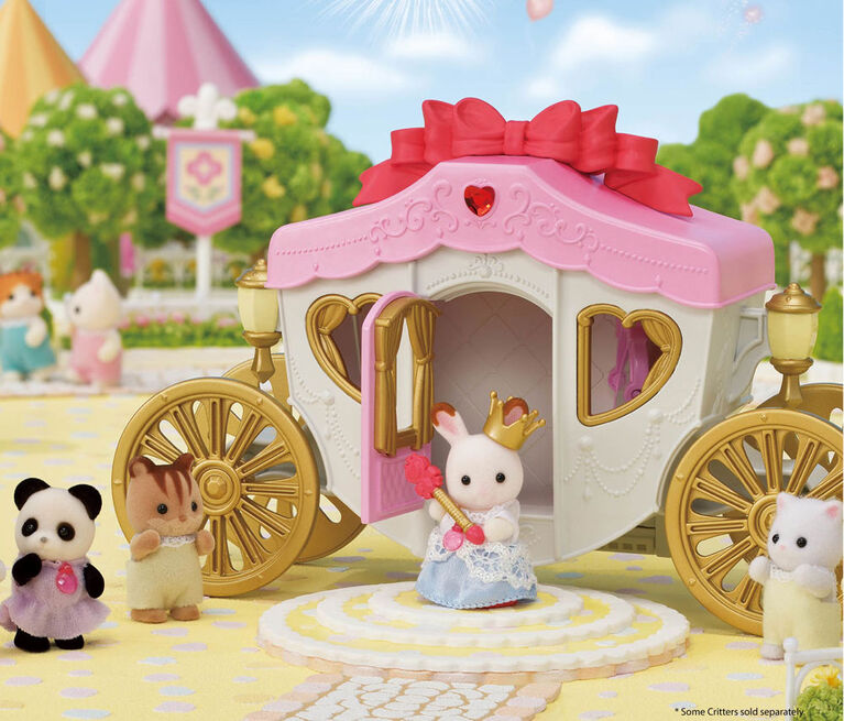 Calico Critters Royal Carriage Set, Dollhouse Playset with Vehicle and Accessories