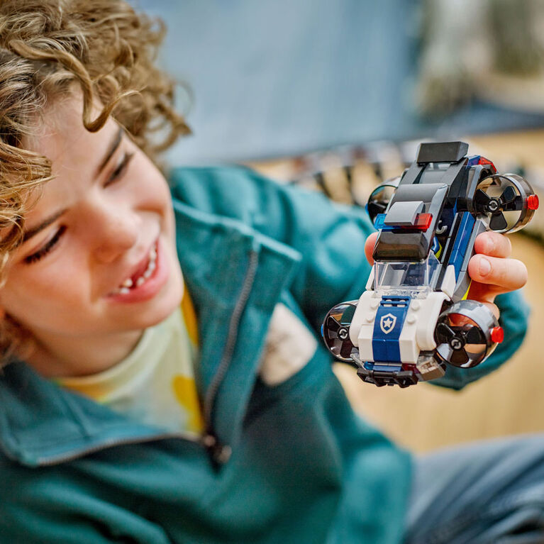 LEGO City Le Garage de Personnalisation de Voitures de Police, Ensemble de Jeu pour Héros de la Vie Réelle de 6 Ans et Plus 60457 LEGO City Le Garage de Personnalisation de Voitures de Police, Ensemble de Jeu pour Héros de la Vie Réelle de 6 Ans et Plus 60457