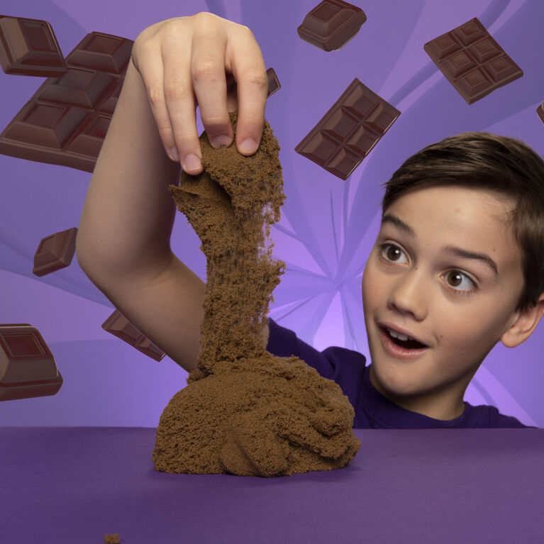 Kinetic Sand Scents, 8oz Chocolate Swirl Scented Kinetic Sand