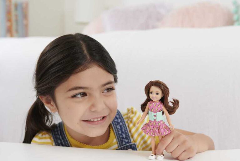 Barbie Toys, Chelsea Doll, 6Inch Small Doll with Brace for Scoliosis