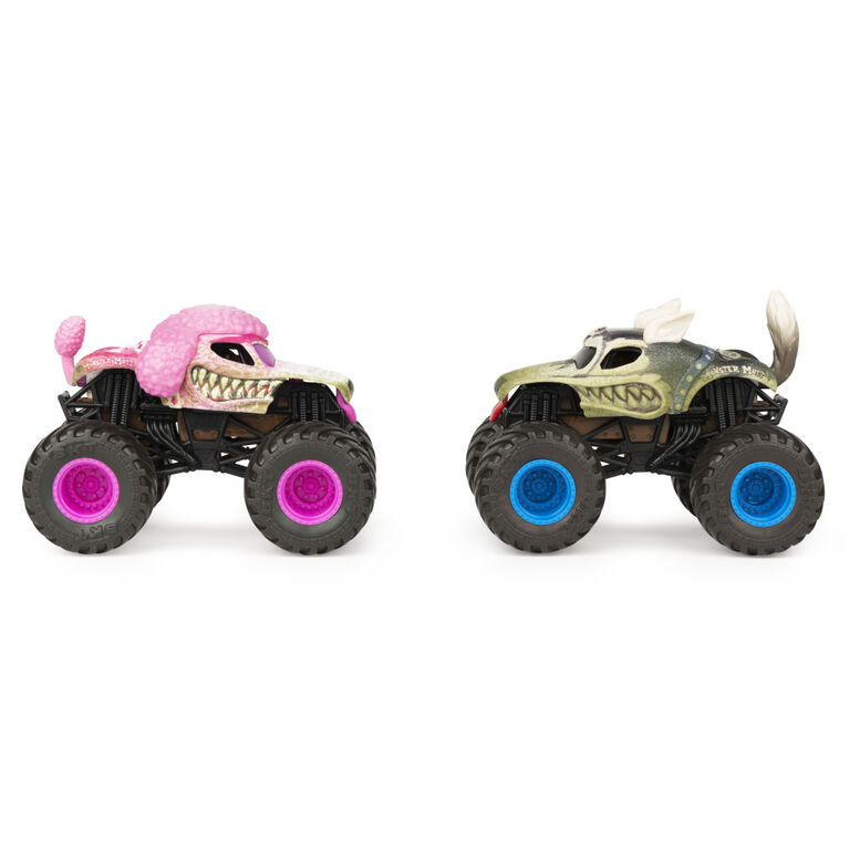 Monster Jam, Official Monster Mutt Poodle vs. Monster Mutt Husky Color-Changing Die-Cast Monster Trucks, 1:64 Scale