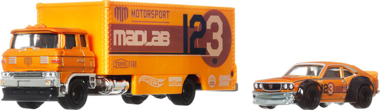 Hot Wheels Team Transport Truck & Race Car