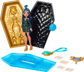Monster High Doll and Beauty Kit, Cleo De Nile Golden Glam Case