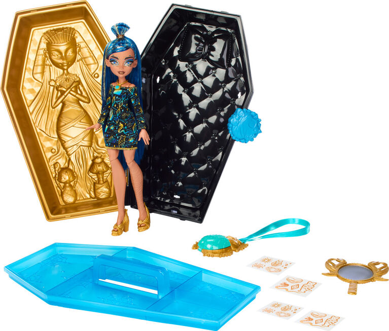 Monster High Cleo De Nile Doll and Boo-Jeweled Beauty Case with Accessories