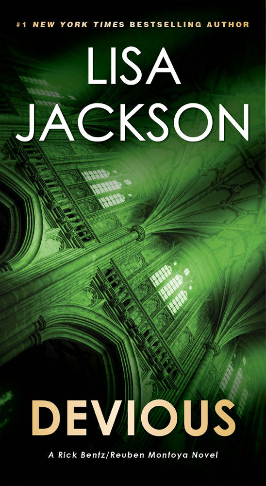 Devious - English Edition