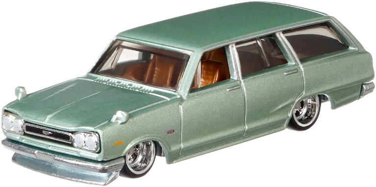Hot Wheels Nissan Skyline Wagon Vehicle