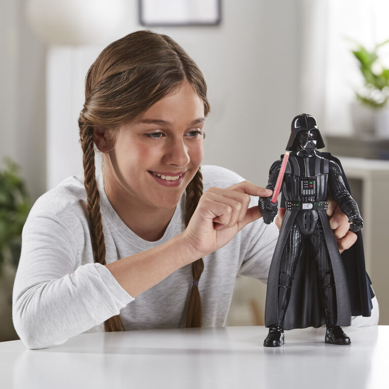 Star Wars Galactic Action Darth Vader, figurine électronique interactive de 30 cm, jouet pour enfants - Édition anglaise