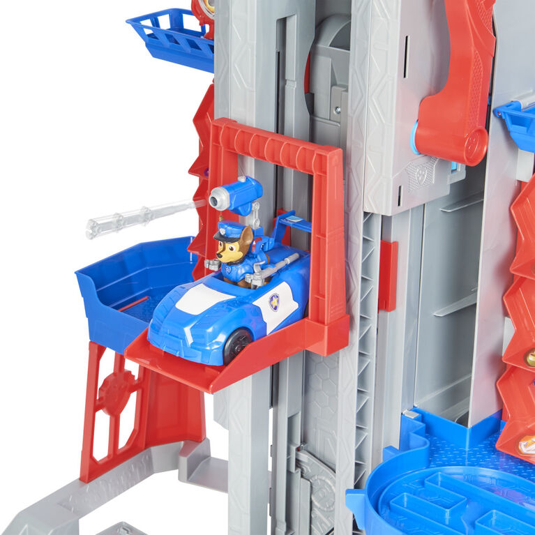 PAW Patrol, Ultimate City Tower du film transformable de 91 cm avec 6 figurines articulées à collectionner, véhicule, effets sonores et lumineux