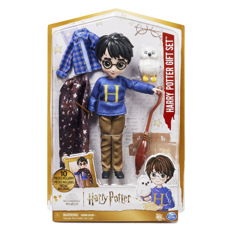 Wizarding World Harry Potter, 8-inch Harry Potter Doll Gift Set with Invisibility Cloak and 5 Doll Accessories