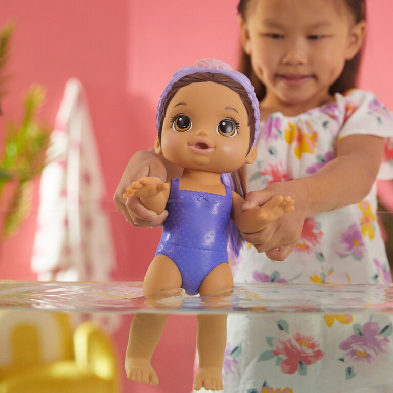 Baby Alive poupée Bébé beauté de 32 cm à baigner, thème sirène, maquillage et ongles magiques