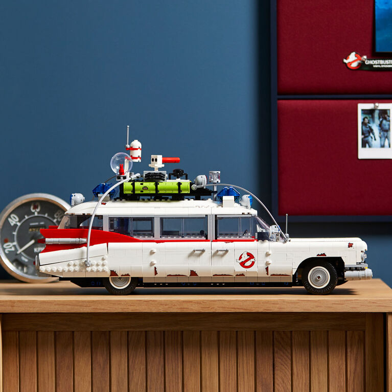 Ghostbusters Movie Ecto-1 Playset with Accessories for Kids Ages 4 and Up  for Kids, Collectors, and Fans - Ghostbusters