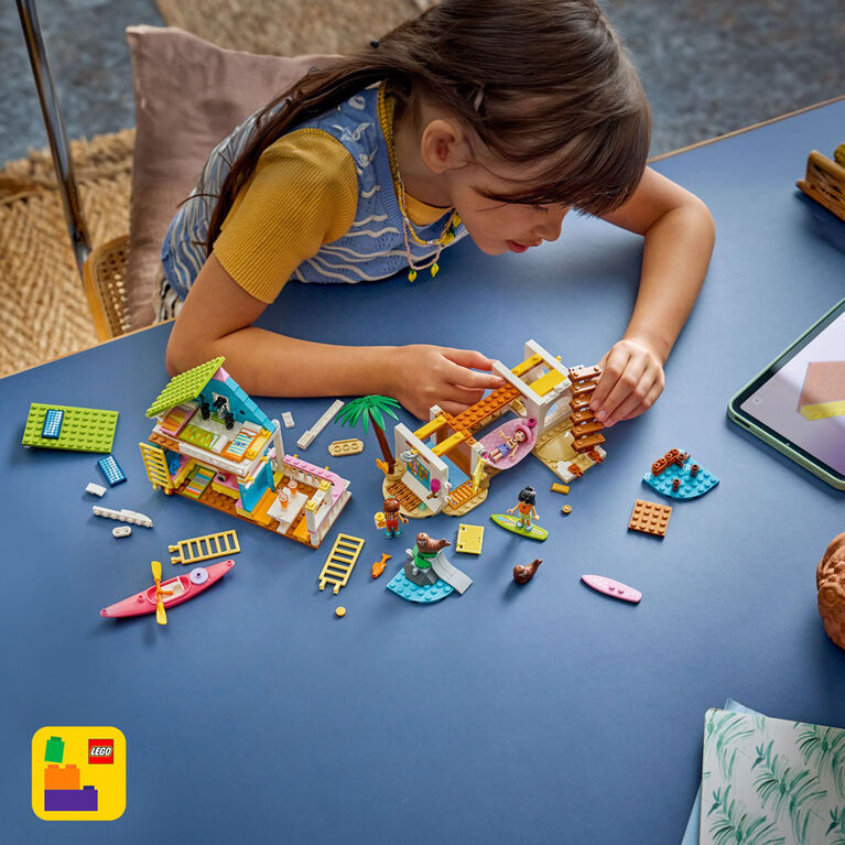 LEGO Friends La Maison sur la Plage et les Phoques - Ensemble de Construction avec 3 Minipoup&eacute;es et 2 Phoques - 42699