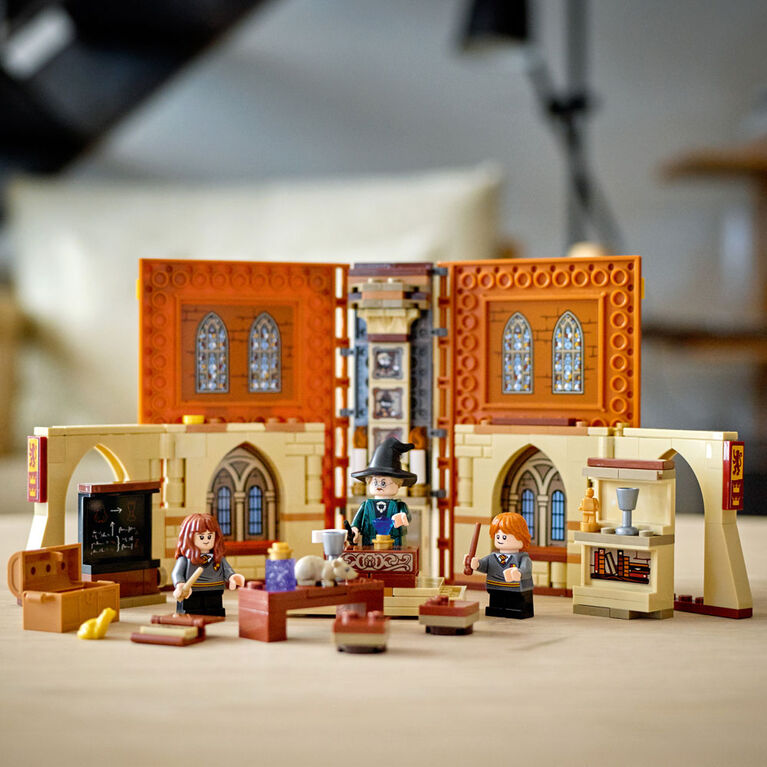 LEGO Harry Potter Poudlard : le cours de métamorphose 76382 (241 pièces)