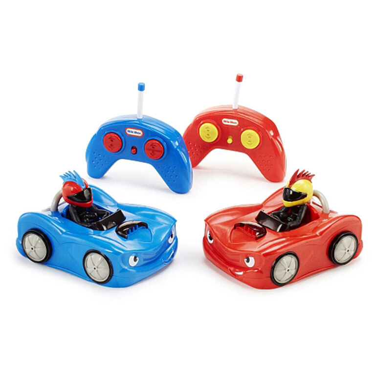 Little Tikes - RC Bumper Cars - 2 Pack - English Edition