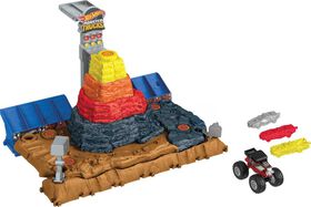 Hot Wheels Monster Trucks Arena Smashers Bone Shaker Ultimate Crush Yard Playset