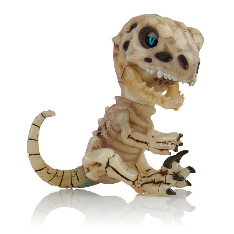 Fingerlings Untamed - Bonehead Skeleton Raptor - Gloom (Sand)