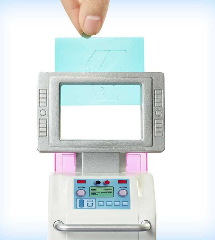 ​Barbie Fast Cast Clinic Playset