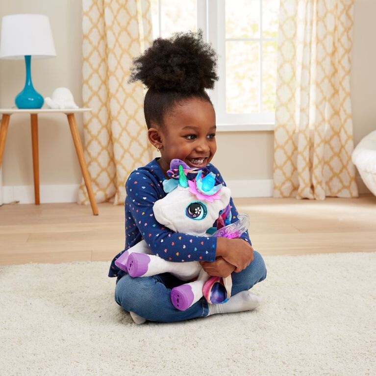 VTech Styla, ma licorne maquillage magique- Edition française, Jouet interactif, animal de compagnie électronique chantant avec baguette magique et accessoires de cheveux, enfants de 4 ans et plus