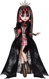 Monster High Howliday Draculaura Doll