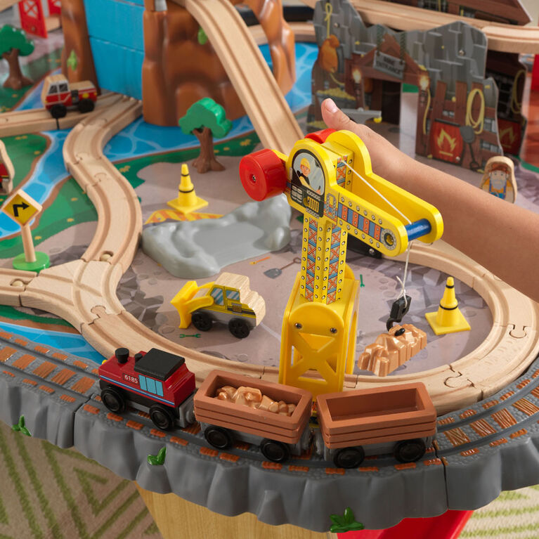 Ensemble Train et Table en bois Waterfall Junction