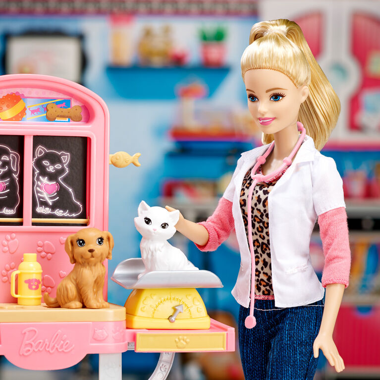 Barbie Carrières - Poupée Vétérinaire et coffret de jeu.