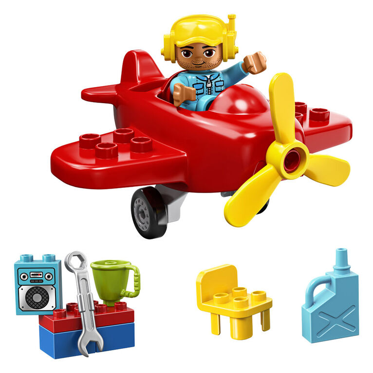 LEGO DUPLO Town L'avion 10908 (12 pièces)